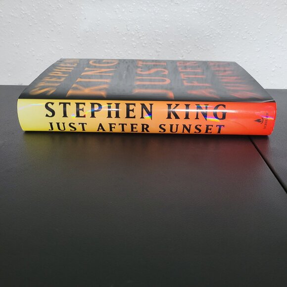 Stephen King's Just After Sunset Hardcover Book - Picture 1 of 7